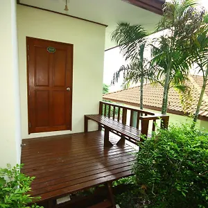https://phuket-nature-home-resort.hotelskophiphi.com