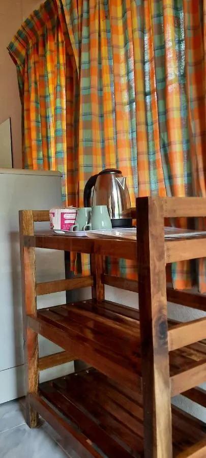 Long Beach Garden Resort Ko Lanta Ostello